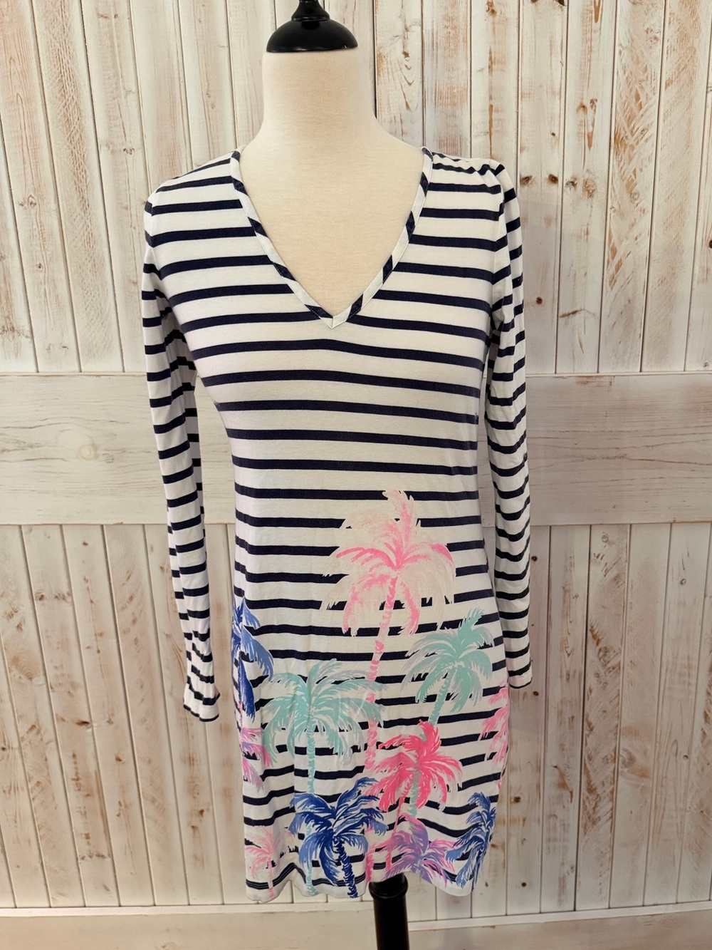 Lilly Pulitzer White and Navy Striped Top with Gold Logo